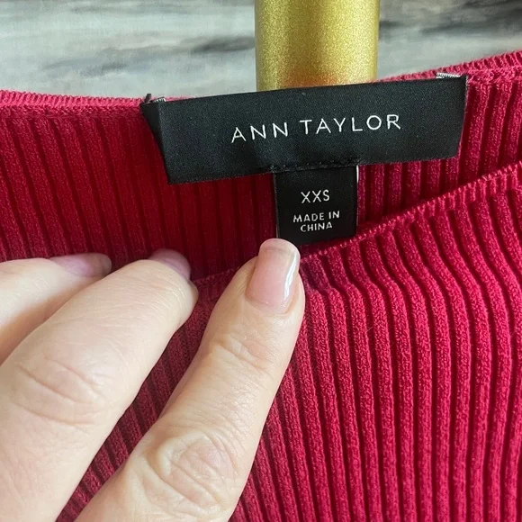 Ann Taylor Off-the-Shoulder Sweater in Pink - Picture 2 of 6